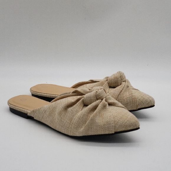 2192- Mules Women's Slip-On Shoes Beige Color Size 6 - Picture 1 of 7